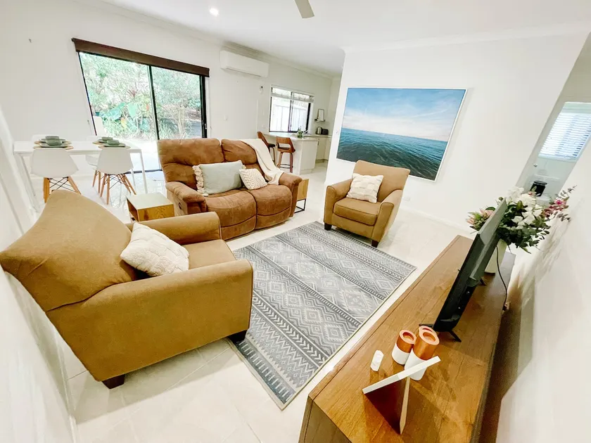 Wildwood Oasis: Hinterland & Coast Escape - Image 1
