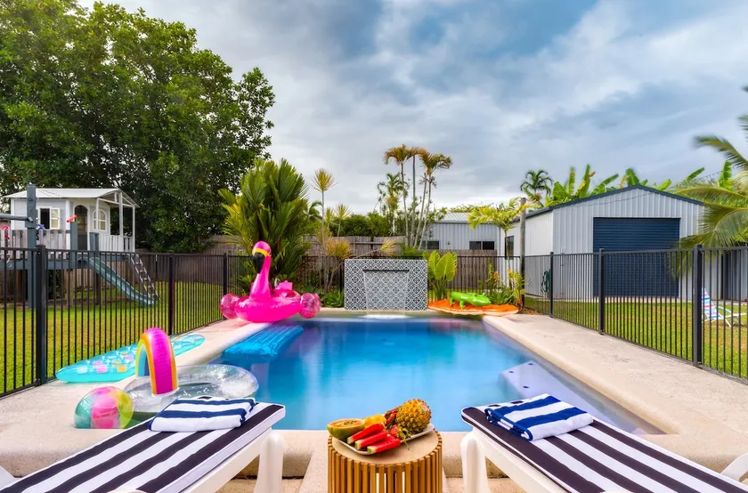 Trinity Oasis Luxury Home Trinity Beach - Image 1