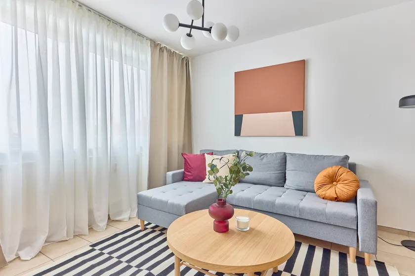 Rosalia – Balcony & Parking for Family & Business - Image 1