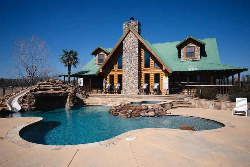 Grand Lodge with Pool House - Image 1