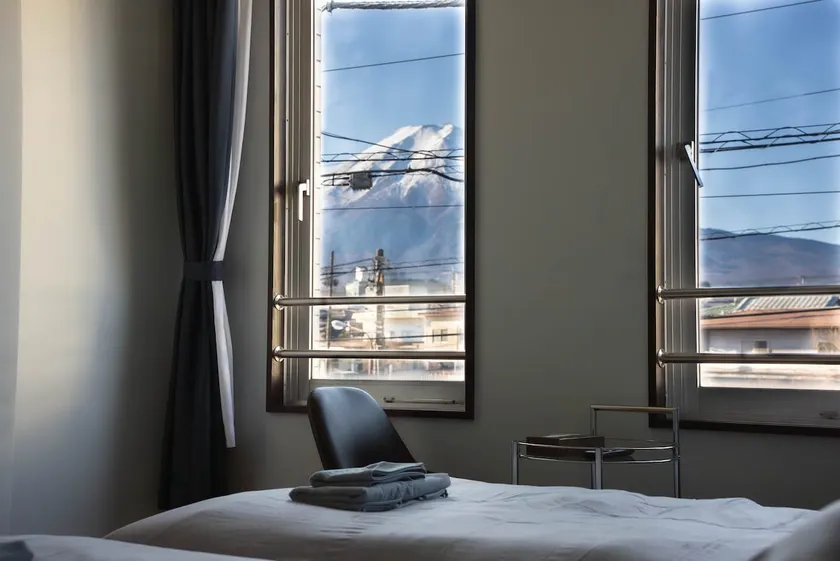 Quiet accommodation overlooking Mt. Fuji | 3 minutes walk from Gekkoji Station, renovated space ”Sora” - Image 1