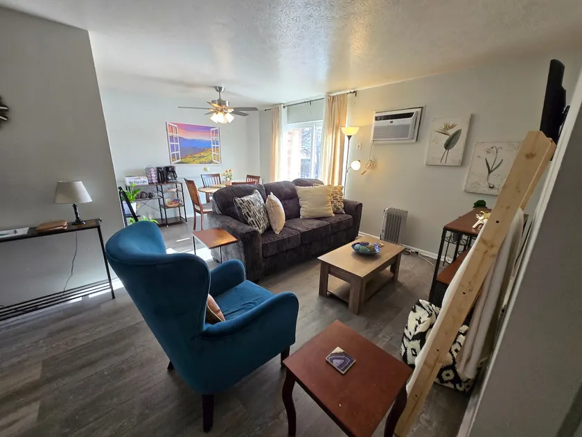 Lakewood Guest House/Private Parking. - Image 1