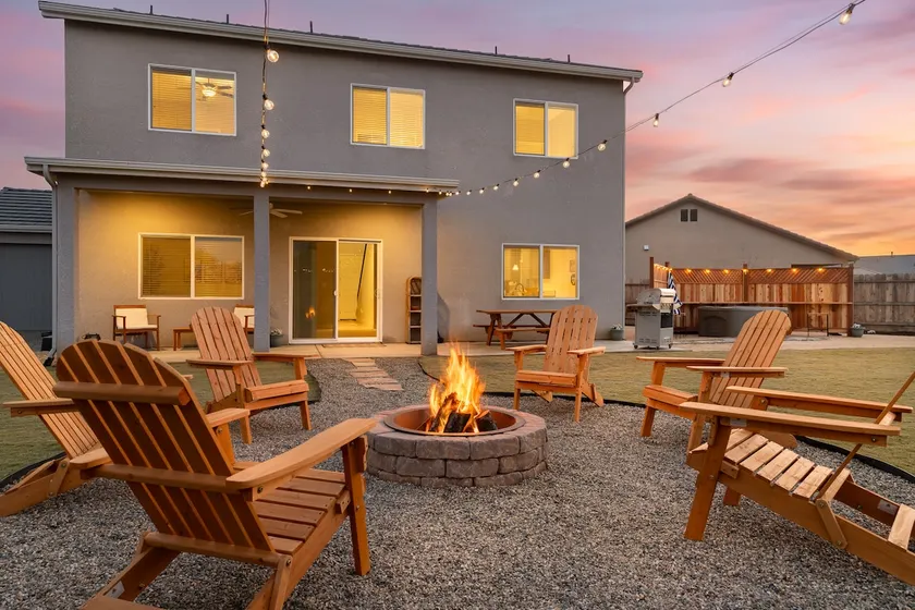 New! 5BR Vacation Home | Sequoias | Tub | BBQ | EV - Image 1