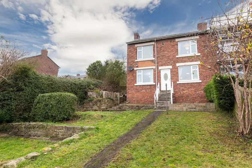 Cosy Semidetached Home - Image 1