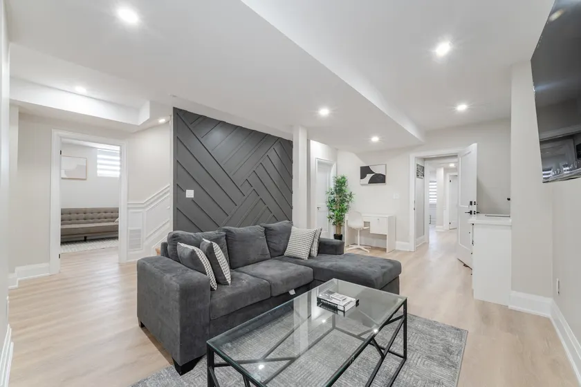 Guesthouse Hideaway Caledon 3Bath • 3Beds - Image 1