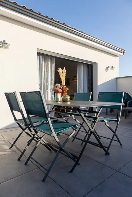 La Bellevue Apartment - Image 1