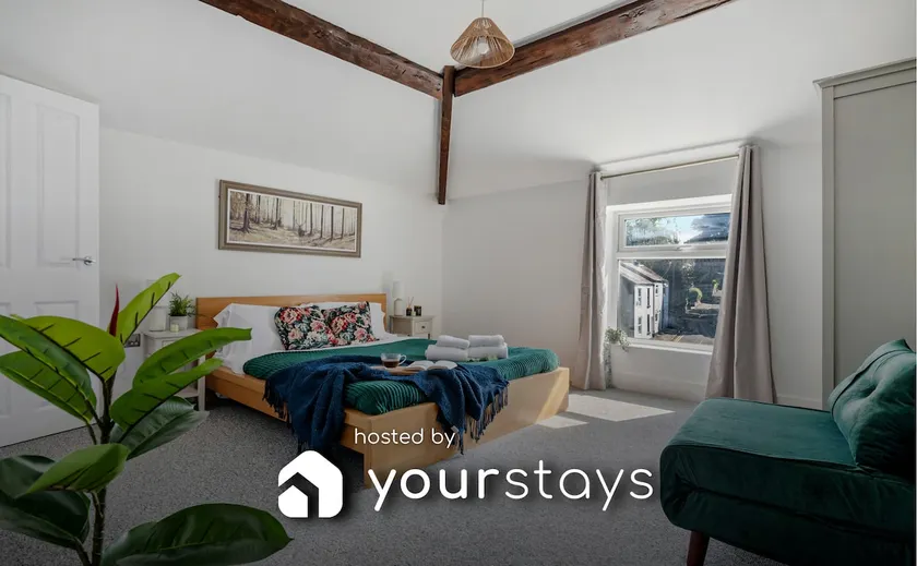 Hulley House by YourStays - Superb house near Hurdsfield Business Park, perfect for Astrazenica! - Image 1