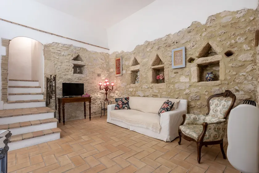 Le Scalette - Holiday Home in Calvi - ItalyWeGo - Image 1