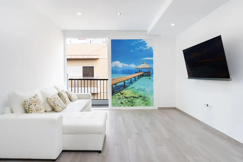 Stylish Urban Stay in Santa Cruz, Plaza Militar - Image 1