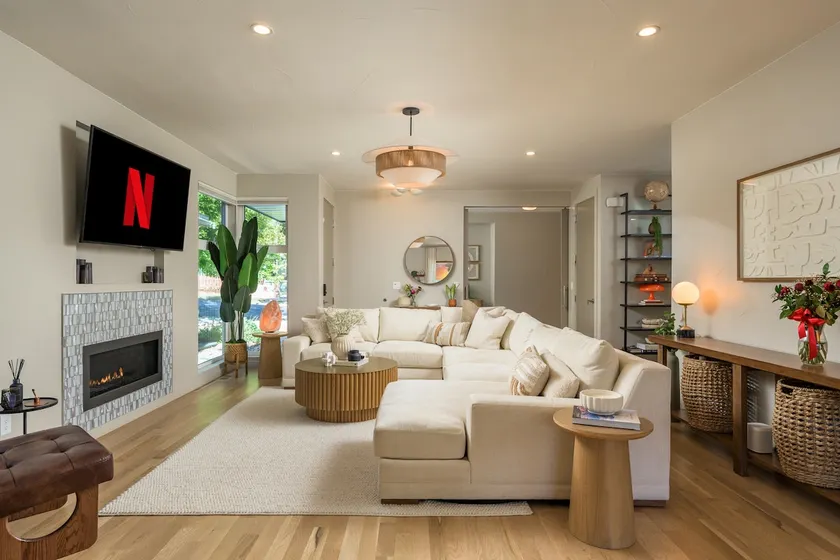 New! 4BR Luxury | Sauna, Rooftop Oasis, Gym - Image 1