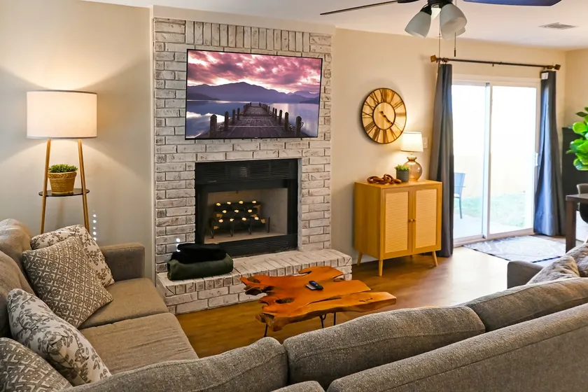 Welcoming Cottage - Near Airport / Mercy Hospital - Image 1