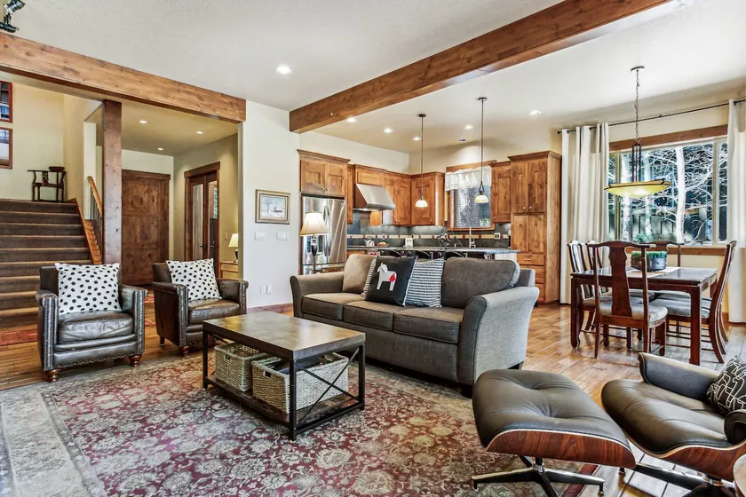 Closest to Bachelor 4 BR/4BA near Seventh Mtn Res - Image 1