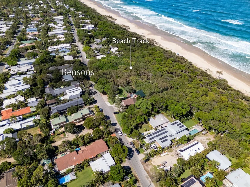 Bensons on Alcorn - 50m to Stunning Tallow Beach - Image 1