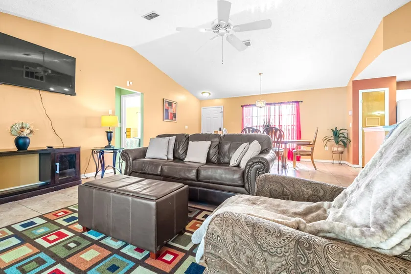 Spring Hill Serenity:Cozy Escape - Image 1