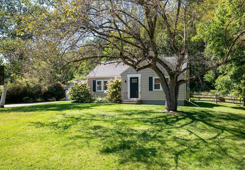 Berkshire Bliss. Williamstown Center - Image 1