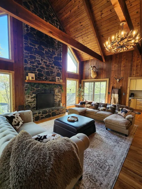 Summit Serenity - Walk To Slopes and Restaurants - Image 1