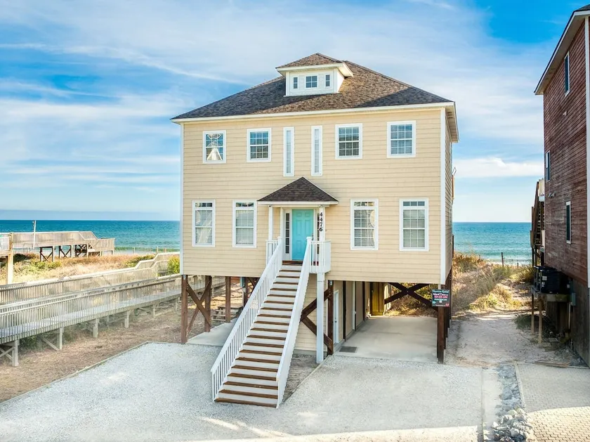 5-BR, 4 Kings, HotTub, OceanFront, Gates, Hammocks - Image 1