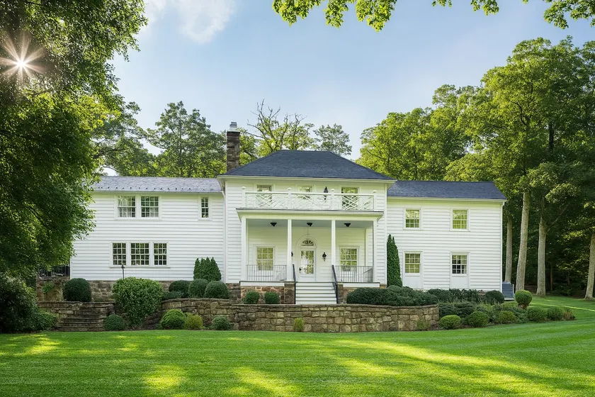 1 mile to Omni Homestead | 5 Suites | Pool Access - Image 1