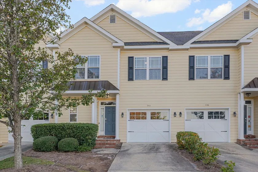 Westland Ridge Manor - Image 1