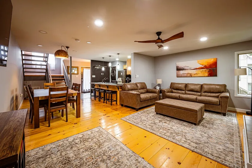 Serene Pocono Mountains Home - Image 1