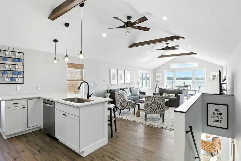 Bo’s Place - Image 1