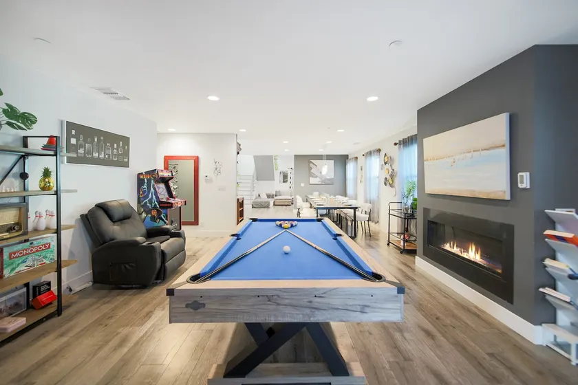 Quiet Family Comfort in Culver City: Safe LA Stay - Image 1