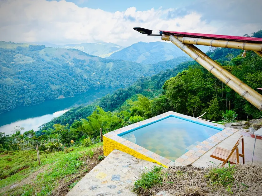 Cabin with a Jacuzzi, Grill, and Views @ Embalse Amani - Image 1