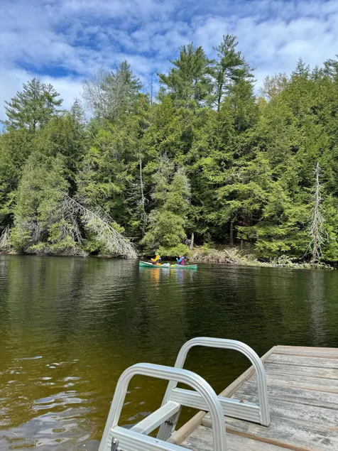 Paradise by the river - Image 1