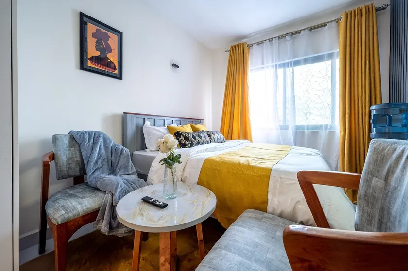 Modern Posh Studio at Luxore Apartments - Image 1
