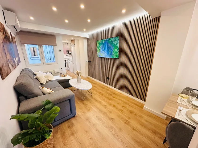 El Conde del Pilar | 4BR 2BA | Pilar Views - Image 1