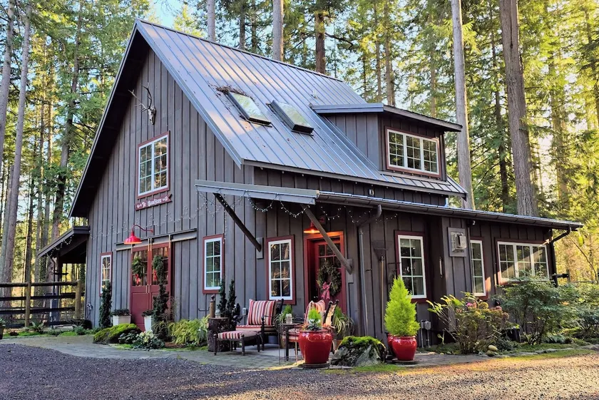 BarnHouse Forest Retreat on Waterfront Estate - Image 1
