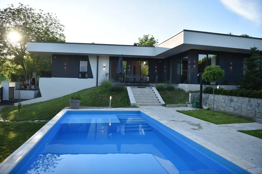 Rent Your Family Retreat in Novi Sad - Image 1
