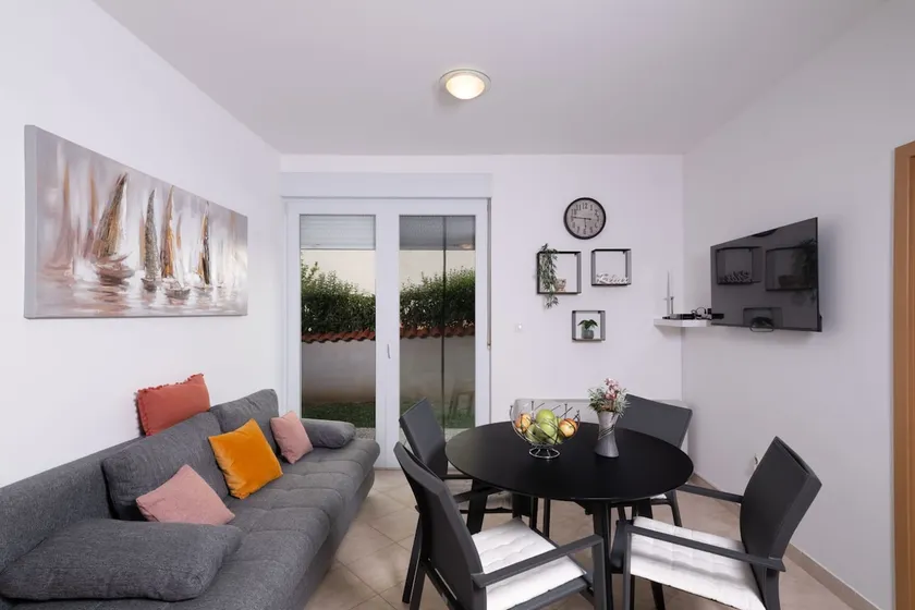One bedroom appartement with wifi at Zadar - Image 1