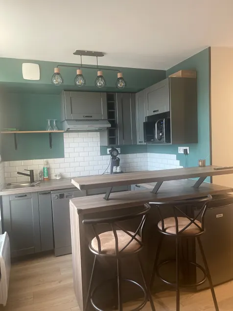 1-bedroom apartment - Image 1