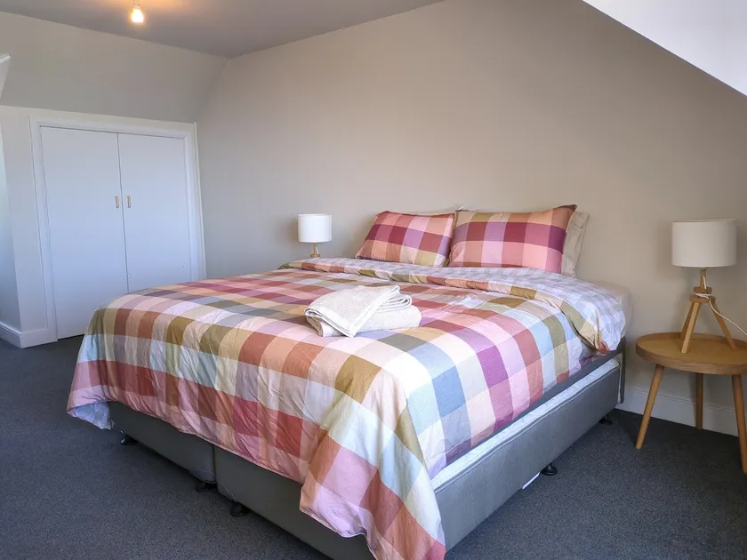 Stay in the heart of Newcastle - Image 1