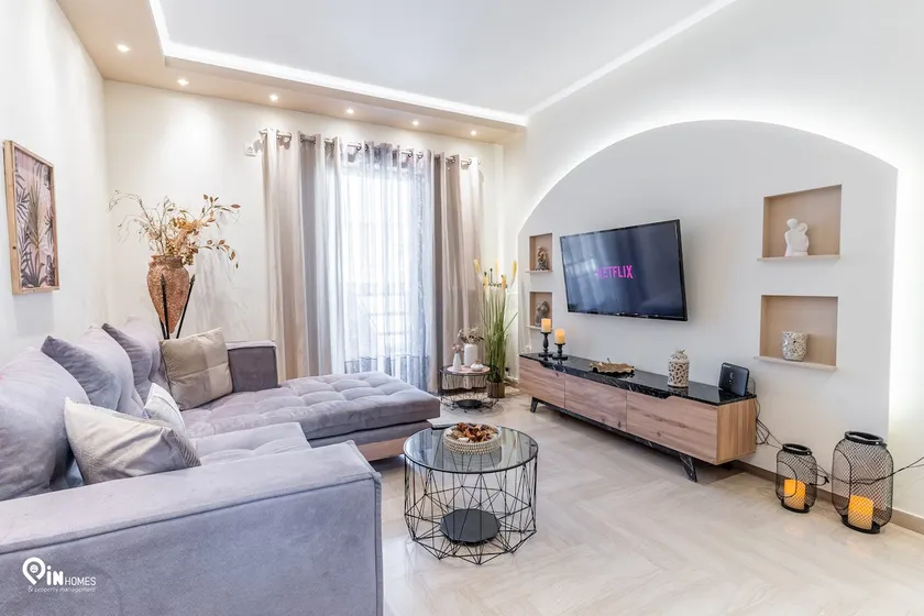 Golden Angel - Elegant Apartment in Egaleo/Athens - Image 1