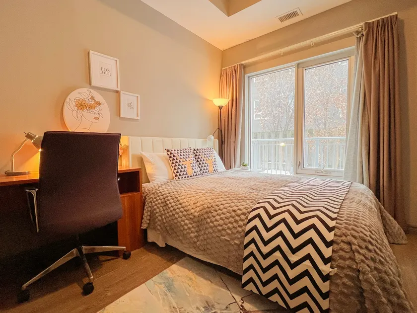 Oversized Designer Loft Retreat w/ Paid Parking - Image 1