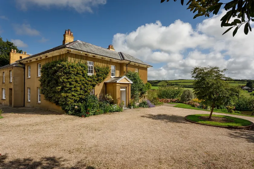 Luxury Georgian Manor | Sleeps 16 | 8 En-Suites - Image 1