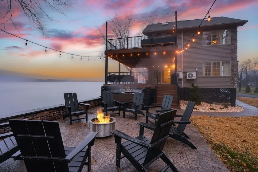 Riverside Retreat ~ Sleeps 20+ - Image 1