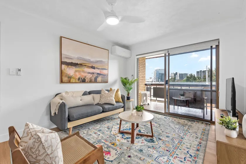 Stylish 2BR Apt w/ Leafy View, Balcony & Car Space - Image 1