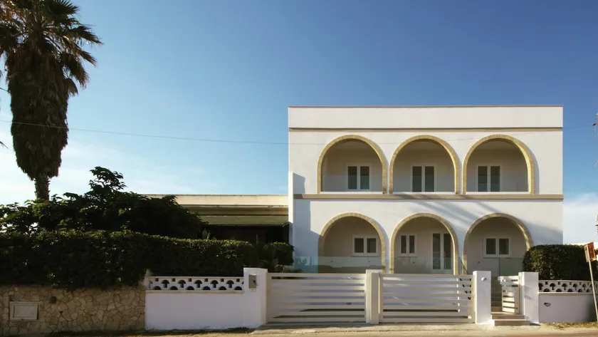 Gemma Marina, Beachfront House, Morciano-TorreVado - Image 1