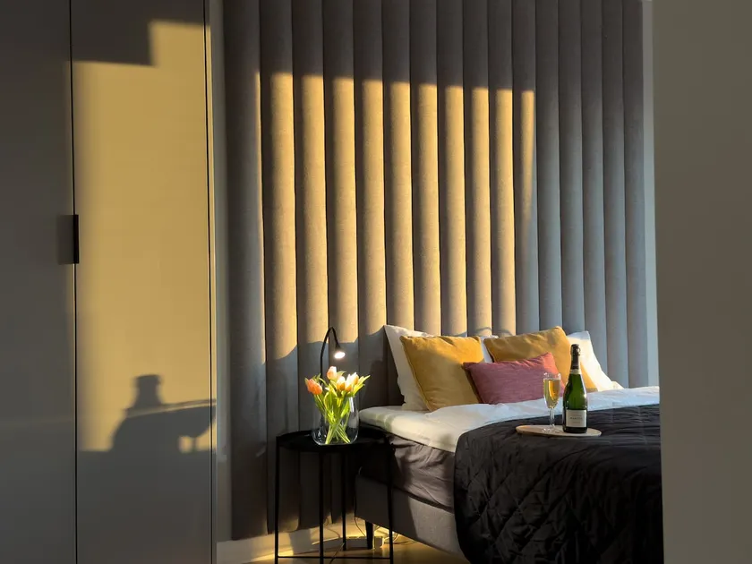 Urban Apartments Global No 18.02, Garage - Image 1