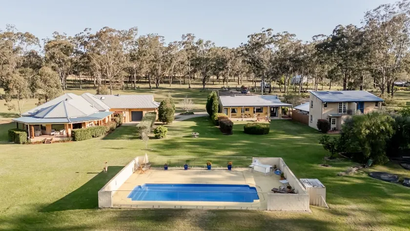 At Home Country House - Pokolbin - Image 1