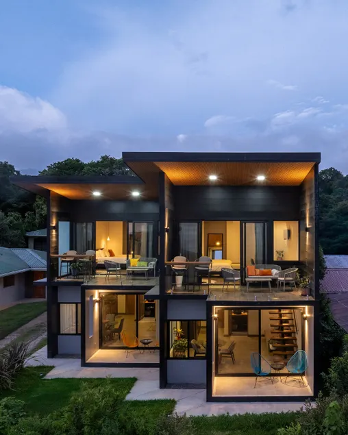 ÉWA-Homes(1) Minimalist & Cozy | Stunning Views - Image 1