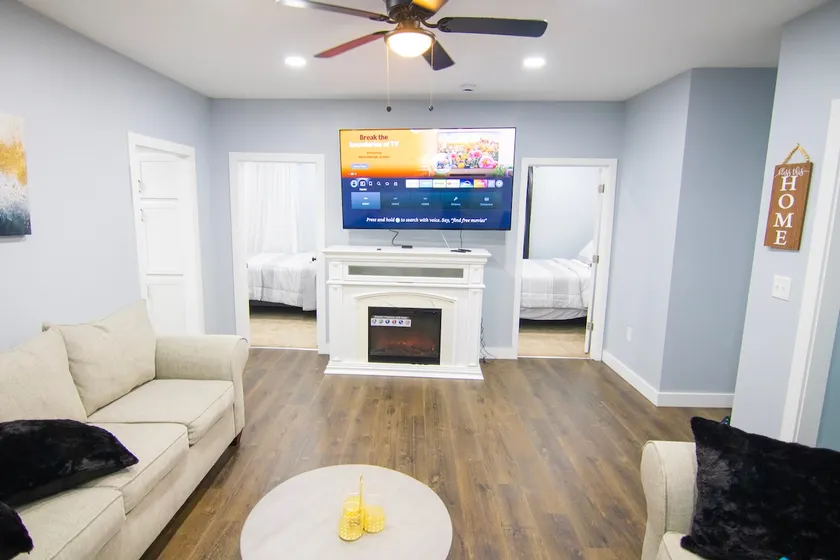 Fully Furnished 1st Floor Retreat - Image 1