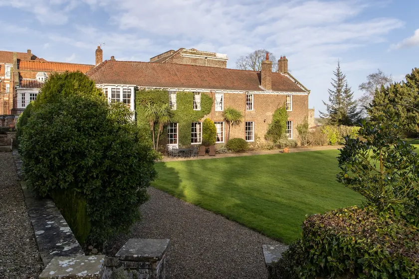 Family friendly, big beautiful 17th Century house - Image 1