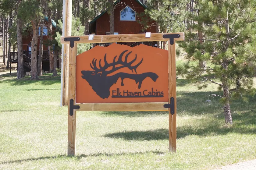 Elk Haven Vacation Cabins #4 - Image 1
