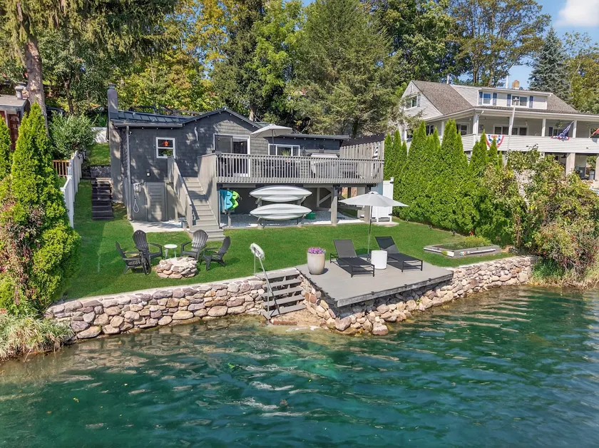 Modern Luxe Lakefront Cabin - Image 1