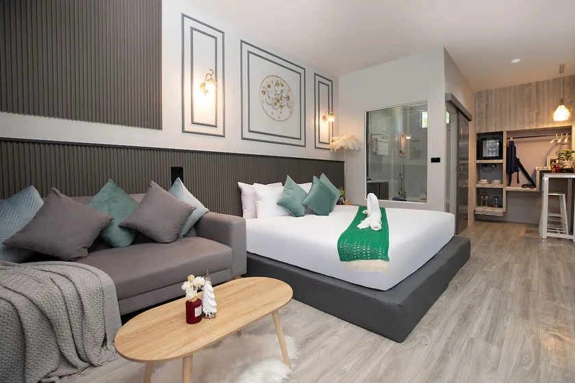 Junior Suite with Private Indoor Pool - Image 1