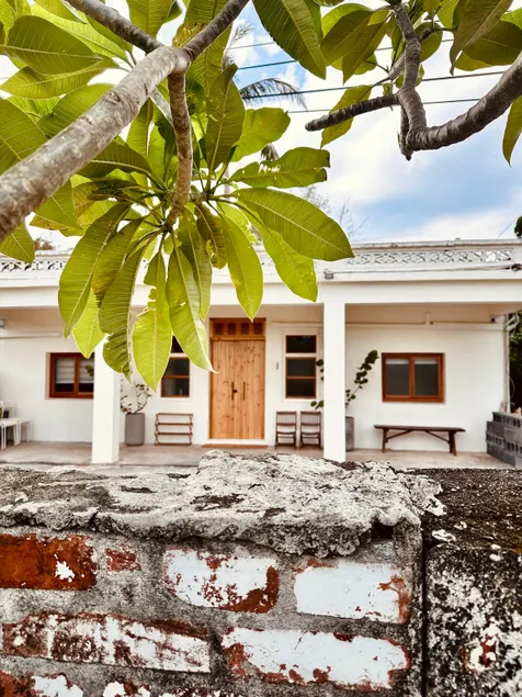 Private building in Kenting. Tetsu Little Villa, Hengchun Peninsula, Taiwan. (Number of rooms relative to the number of people) - Image 1